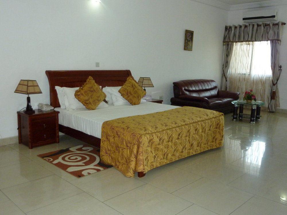 Mj Grand Hotel Accra Exterior photo