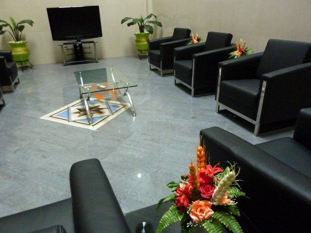Mj Grand Hotel Accra Exterior photo