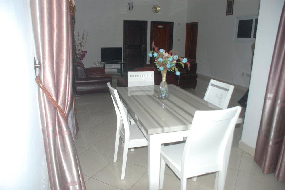 Mj Grand Hotel Accra Exterior photo