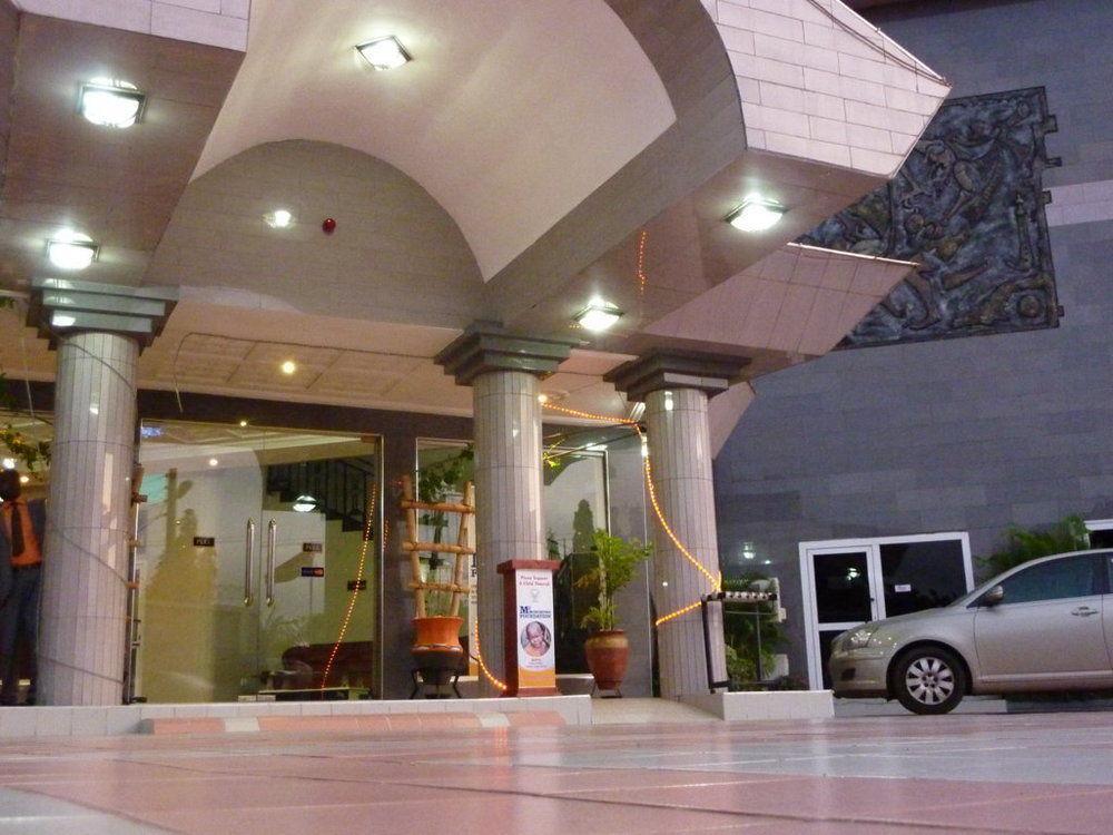 Mj Grand Hotel Accra Exterior photo